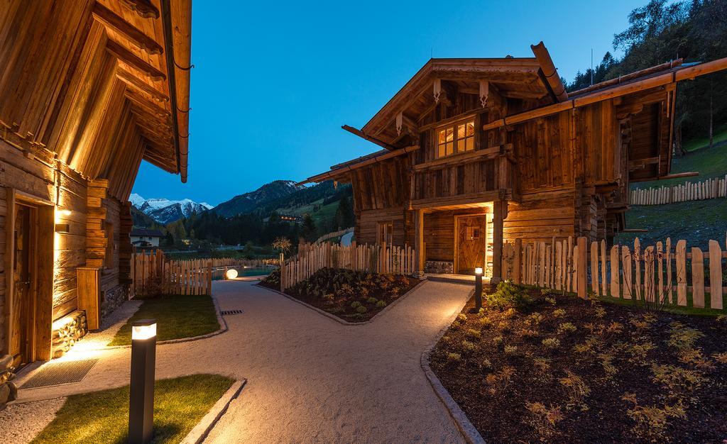 Chaletdorf Auszeit Hüttschlag Værelse billede
