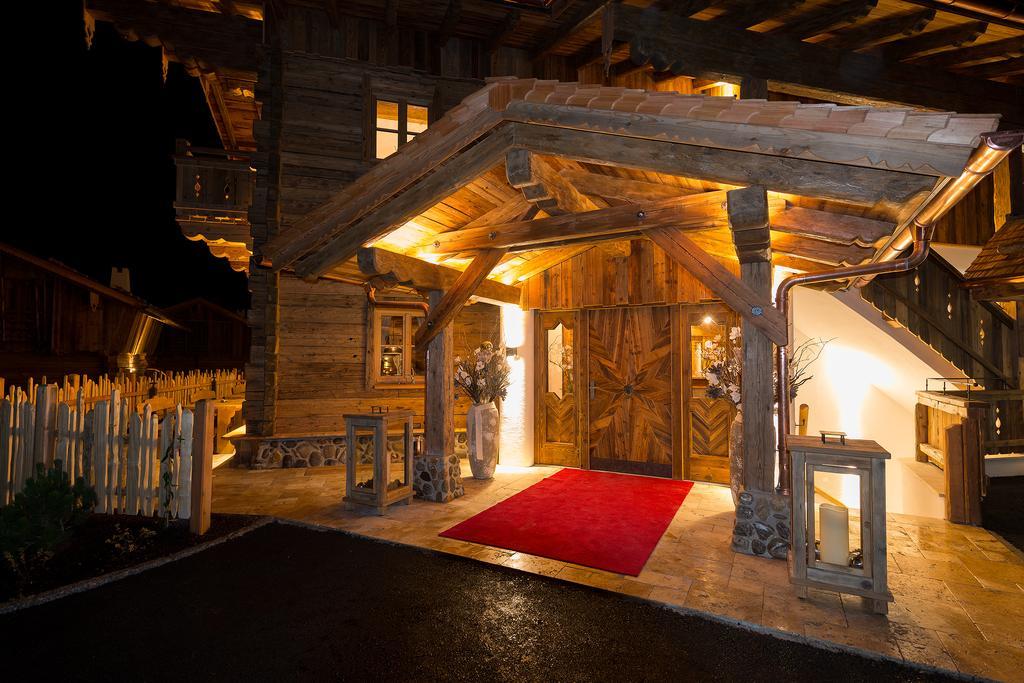 Chaletdorf Auszeit Hüttschlag Værelse billede